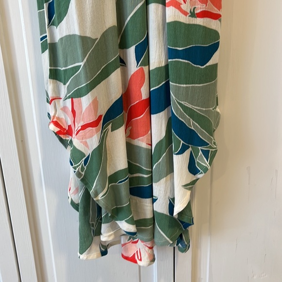 Spring Billabong floral dress, NWT - Picture 3 of 9